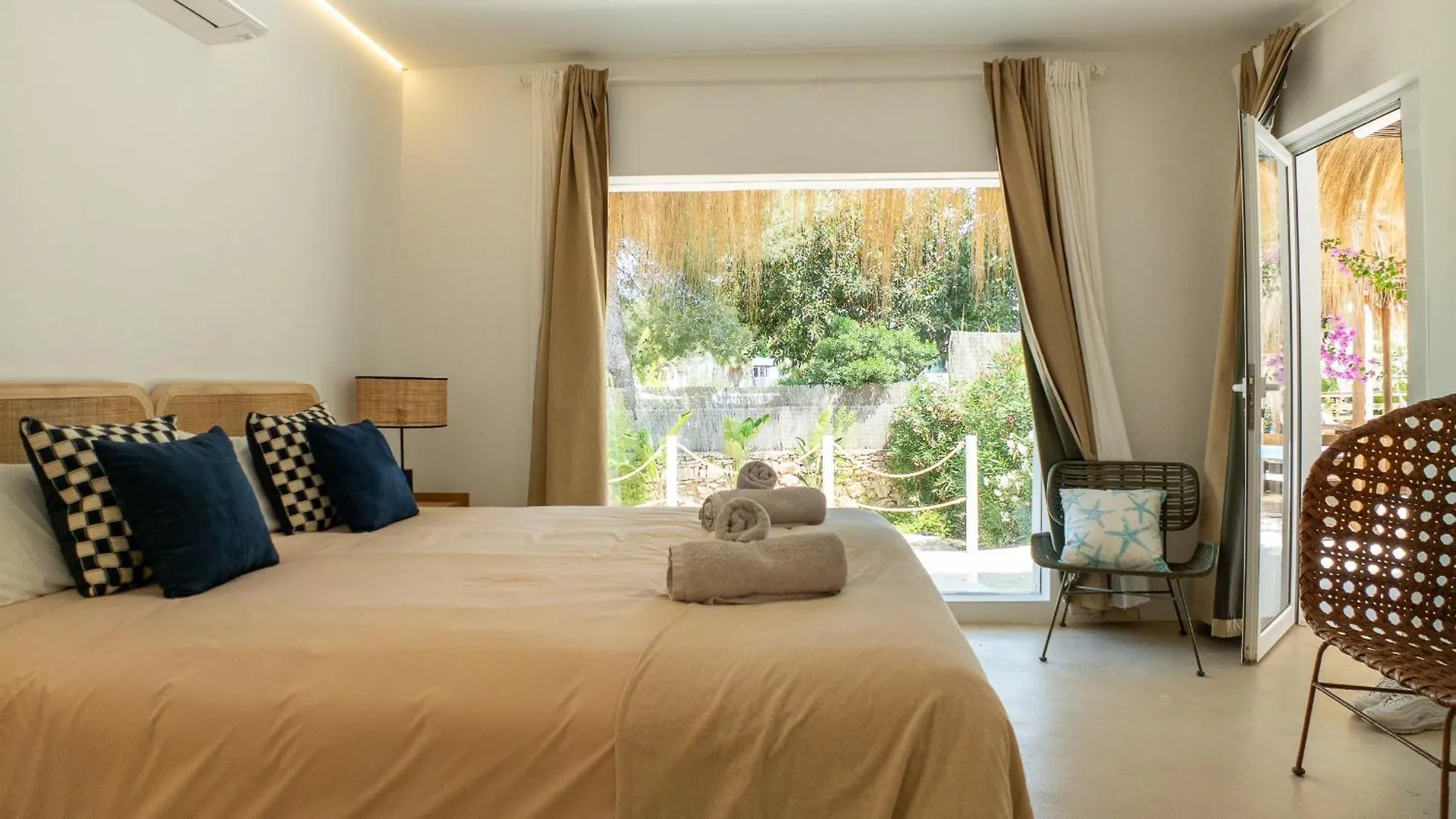 Villa Clara Ibiza Santa Eularia des Riu Spanien