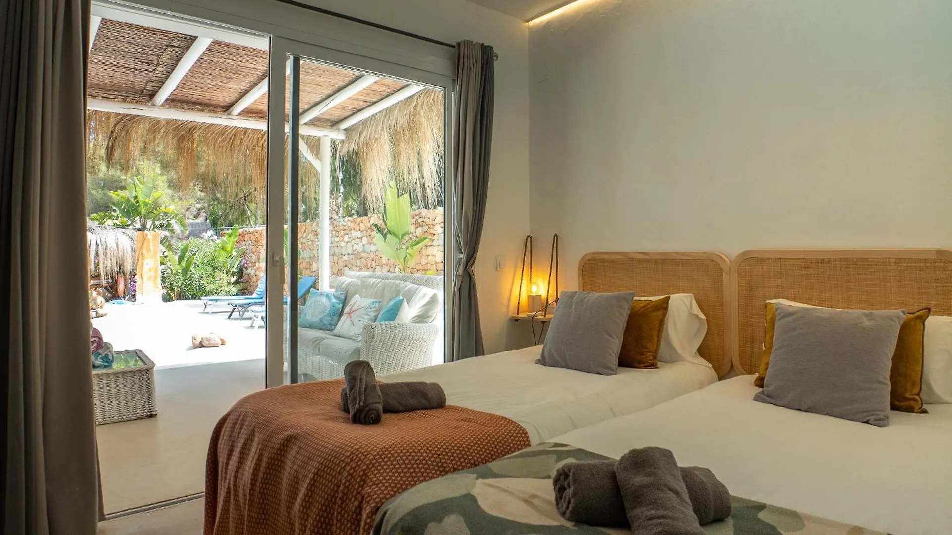Villa Clara Ibiza Santa Eularia des Riu 0*,  Spanien